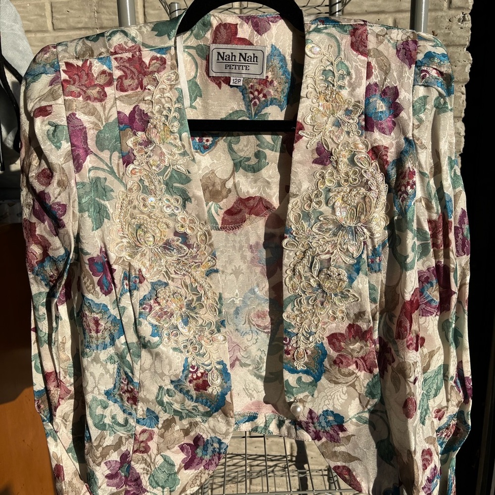 Nah Nah Petite Floral Embroidered Blazer